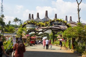 Eksplor Malang: Destinasi Estetik Buat Keluarga yang Hobi Foto dan Jalan-Jalan
