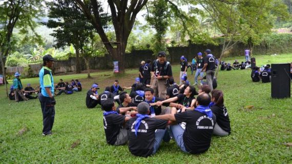 Outing Kantor Sebagai Strategi Meningkatkan Kekompakan dan Produktivitas Tim