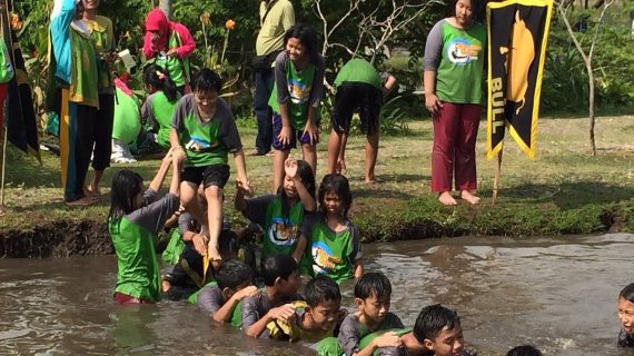 Paket Outbound Kantor di Malang: Solusi Membangun Kekompakan Tim Secara Menyenangkan