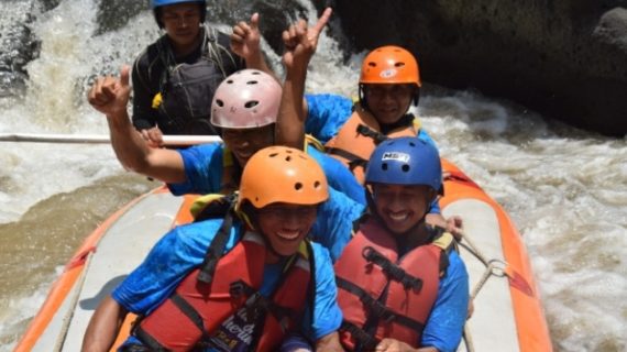 Outbound Training di Batu Malang: Kegiatan Seru untuk Meningkatkan Kekompakan Tim